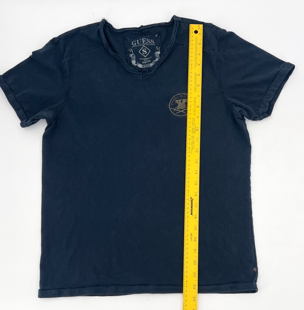 Guess Shirt Mens Small Navy T-Shrit Short Sleeve Graphic - Picture 7 of 10